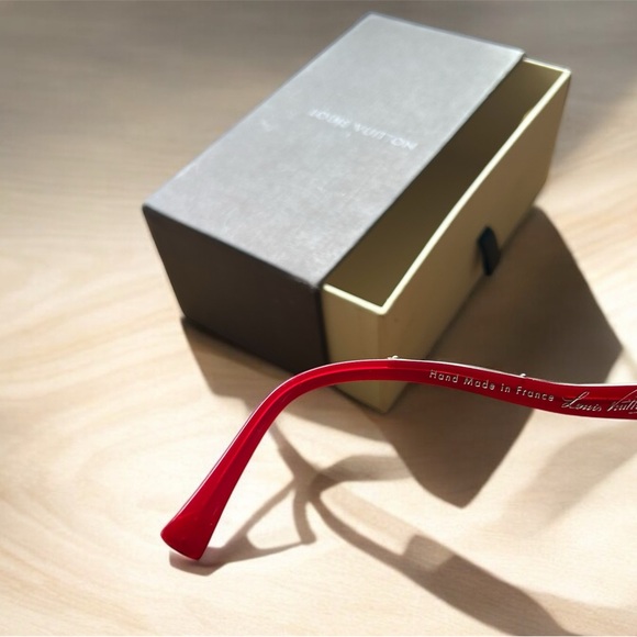 Louis Vuitton Red Gina Sunglasses Z0075W - Picture 4 of 5